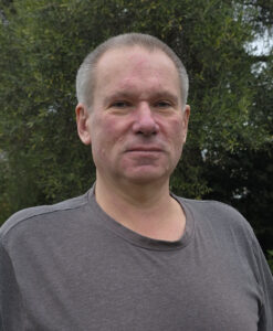 About Mike profile image of Michal “Mike” Navratil, founder and lead researcher at Eco Wave Green